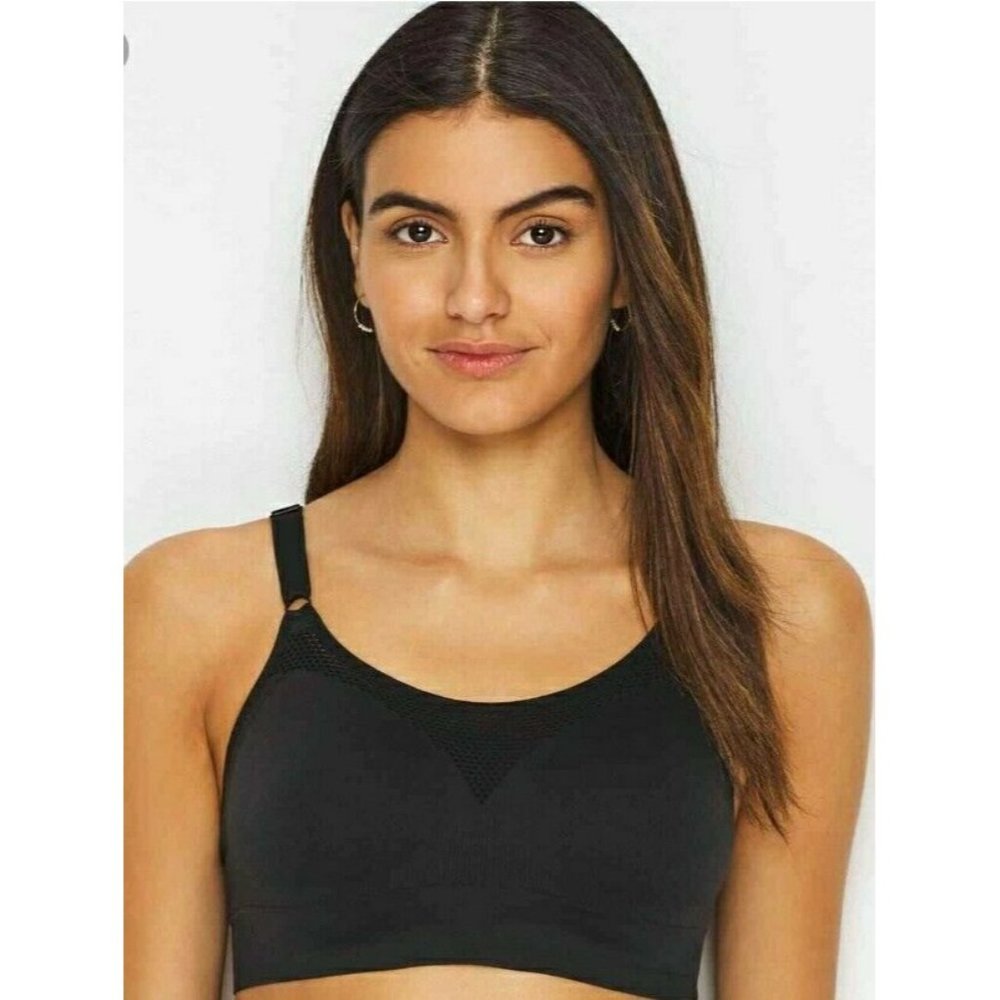 Warner's Easy Does It Collection RQ3451A Wire-Free Medium Black New with Tags